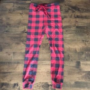American Eagle plaid joggers